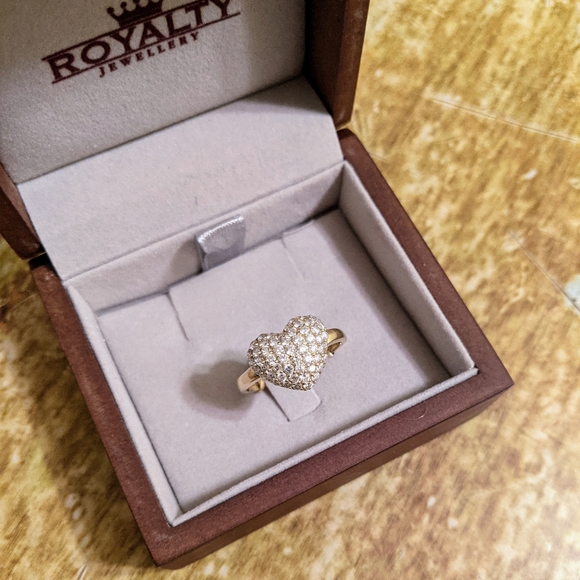 18k natural diamond pave heart ring - Picture 5 of 9